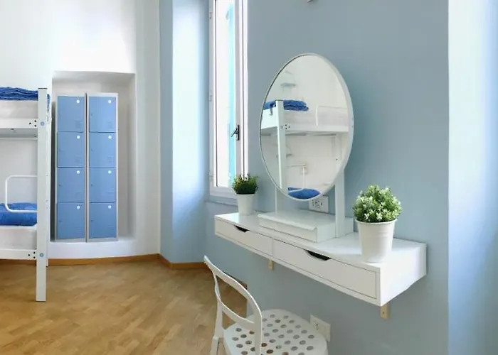 אכסניה Grand Manin *